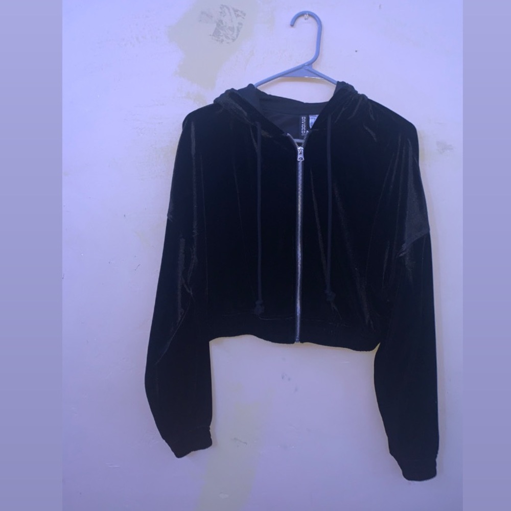 cropped sweater